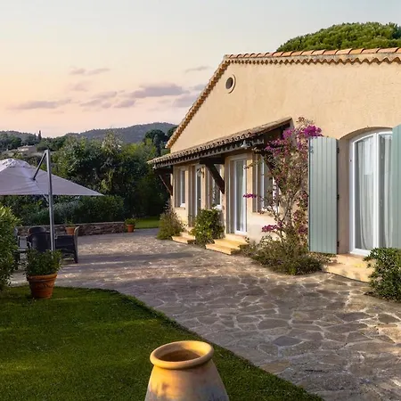 Villa Beauregard Vue Imprenable Piscine A Pieds! *