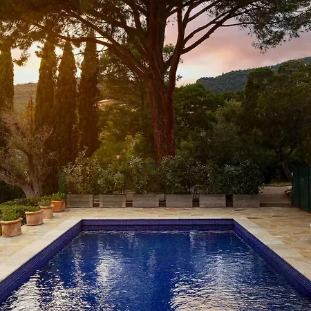 Villa Beauregard Vue Imprenable Piscine A Pieds! *